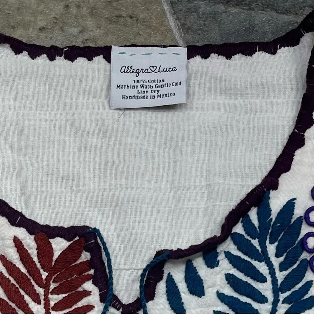 Allegra Luca Embroidered Handmade Blouse - Picture 7 of 13